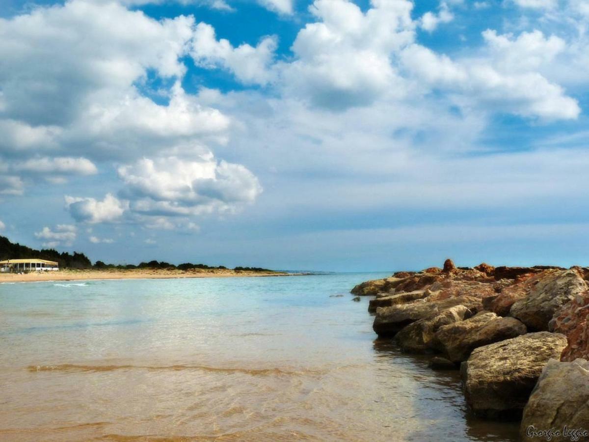 Blu Maris Sicilia Guesthouse มารีนาดีรากูซา ภายนอก รูปภาพ